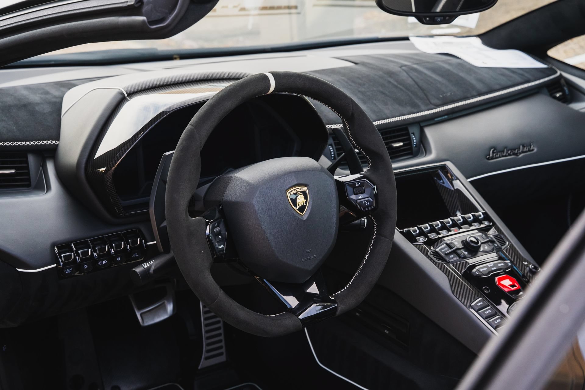 Used 2021 Lamborghini Aventador SVJ AWD/4WD image 50