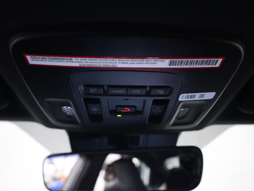 Used 2025 Toyota Camry XSE FWD image 37