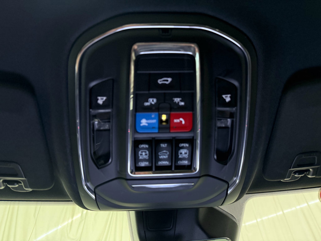 Used 2024 Jeep Grand Cherokee Limited 4xe image 30