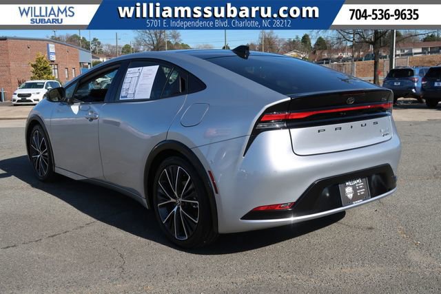 Used 2024 Toyota Prius Limited w/ Limited Premium Package image 7