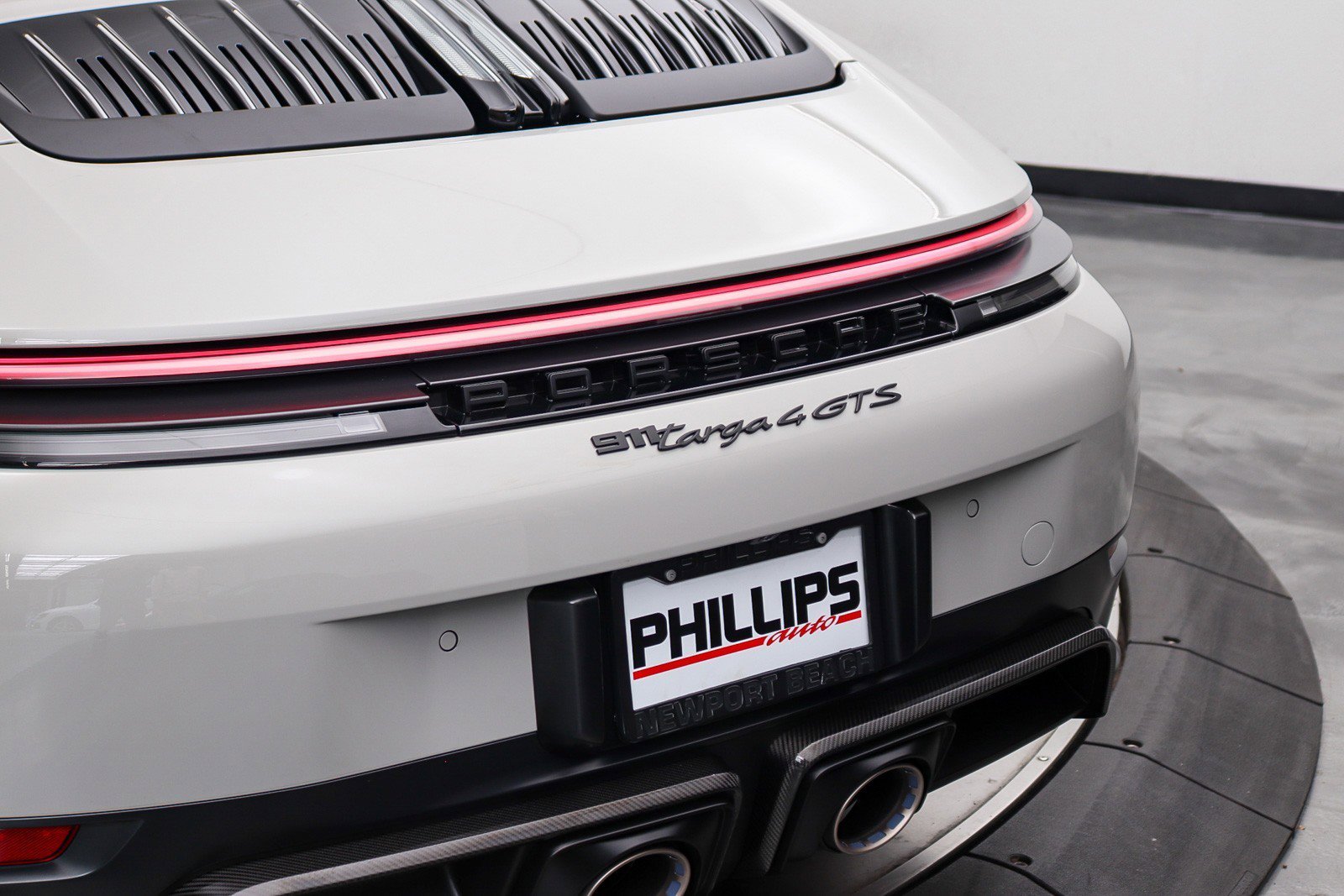 Used 2026 Porsche 911 Targa 4 GTS AWD/4WD image 23