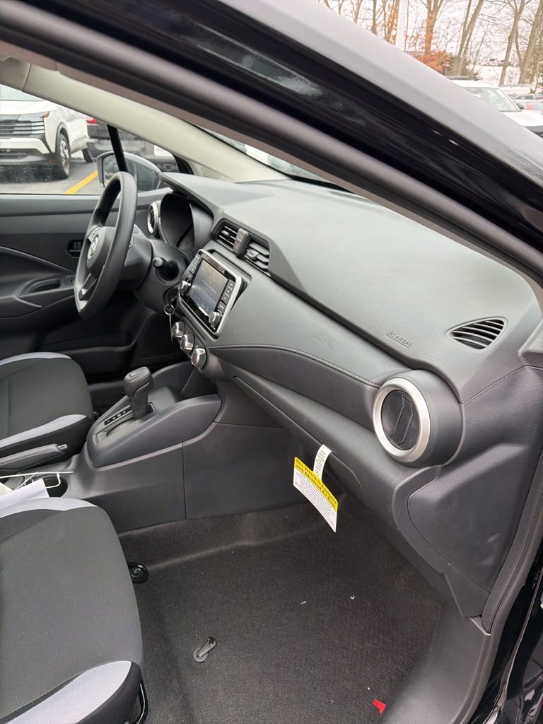 New 2025 Nissan Versa S image 25