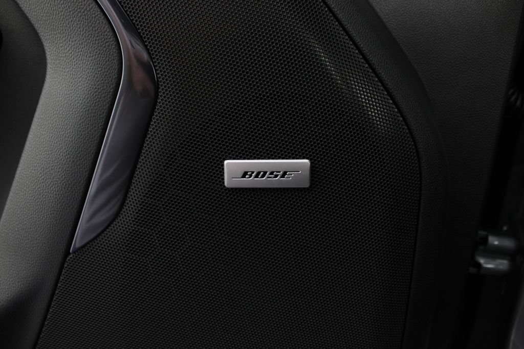 New 2026 GMC Yukon XL AT4 AWD/4WD image 18