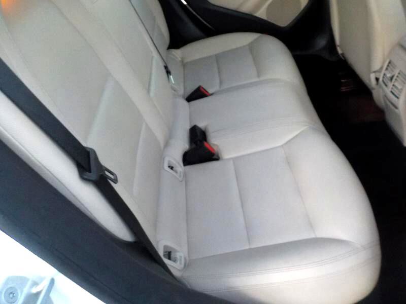 Used 2018 Mercedes-Benz CLA 250 w/ Premium Package image 22