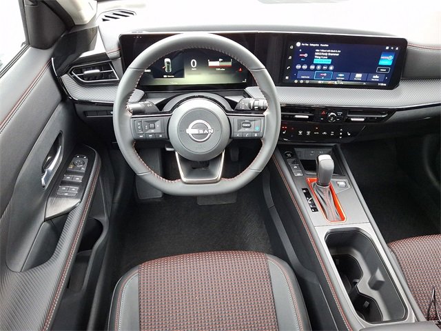 New 2026 Nissan Kicks SR w/ Cold Weather Package video 2