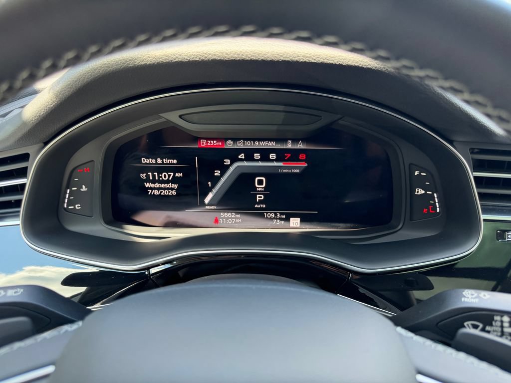 Used 2025 Audi Q8 Premium w/ Convenience Package AWD/4WD image 22