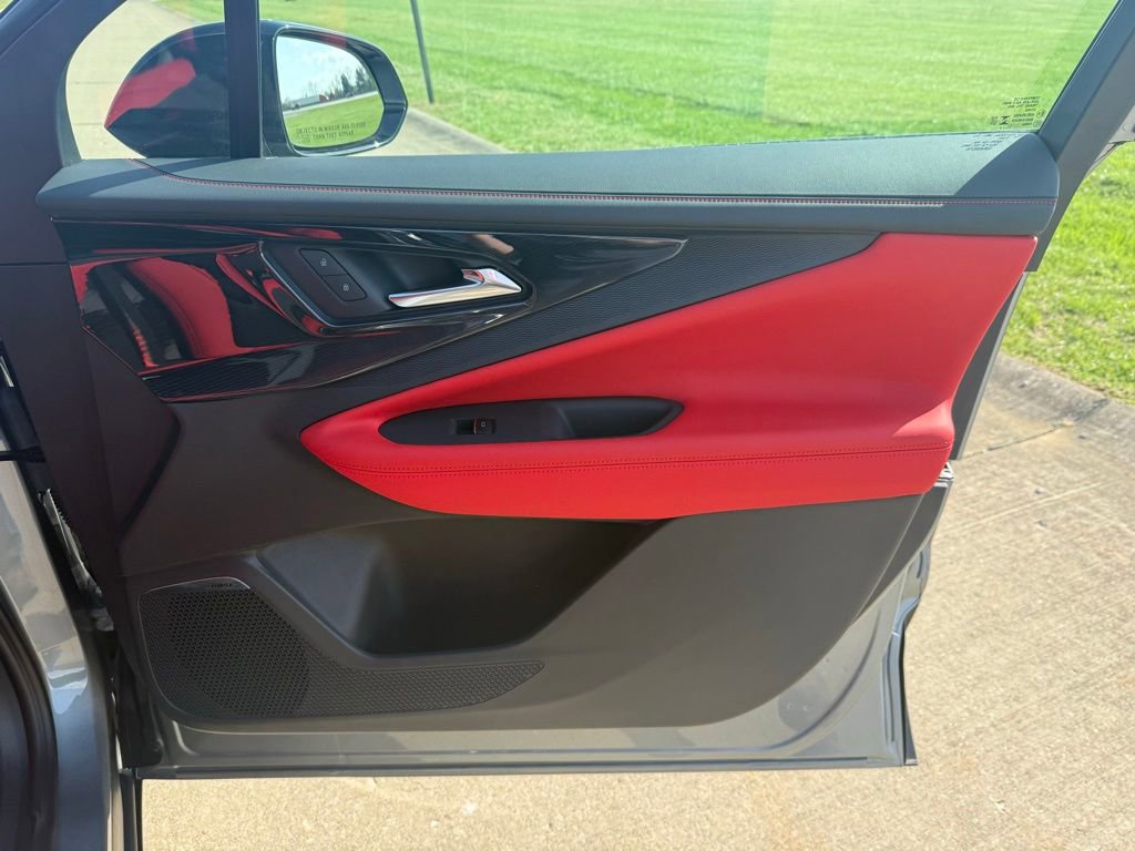 Used 2024 Chevrolet Blazer EV RS image 18