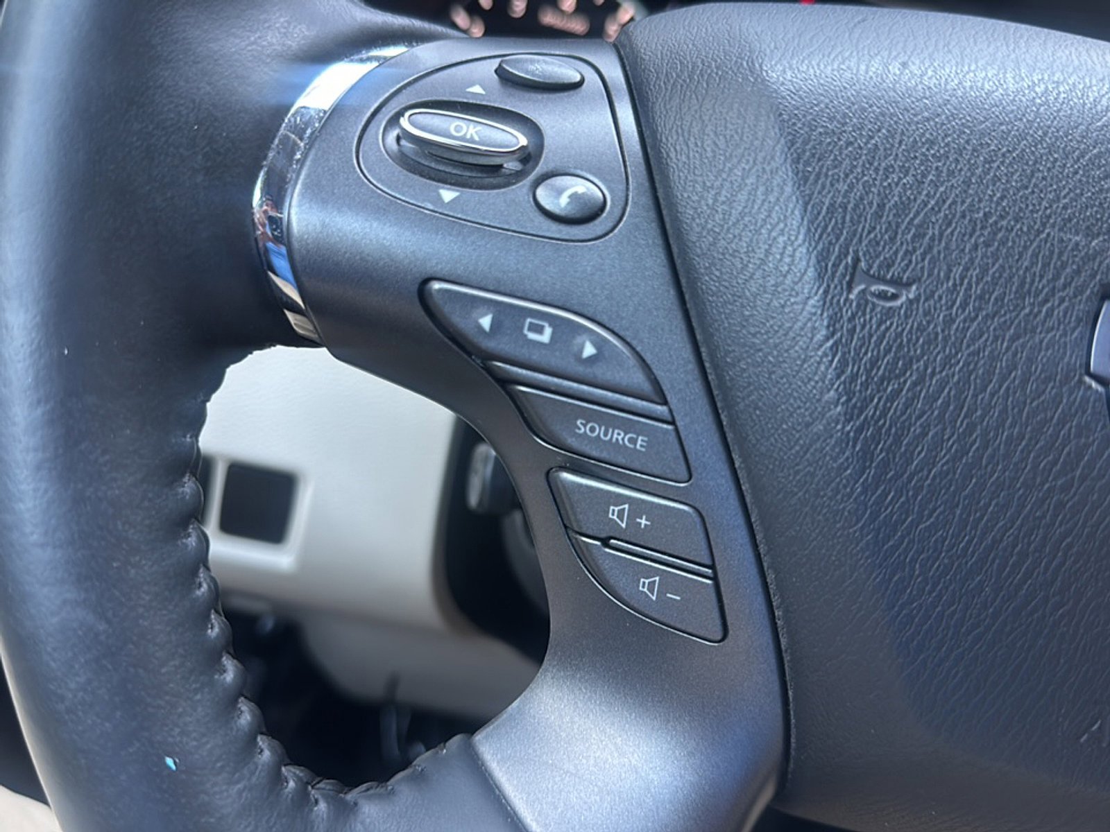 Used 2023 Nissan Murano Platinum w/ Cargo Package image 33