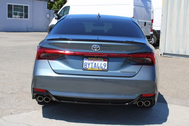 Used 2021 Toyota Avalon Touring w/ Advanced Safety Package image 4