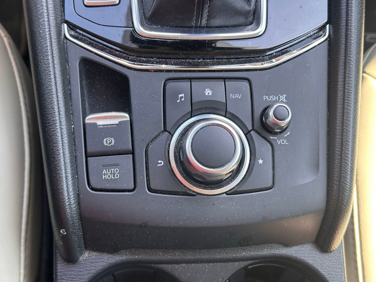 Used 2018 MAZDA CX-5 Touring w/ Preferred Equipment Package image 36