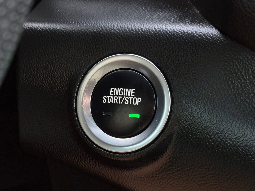 Used 2023 GMC Terrain SLE w/ Driver Convenience Package image 27