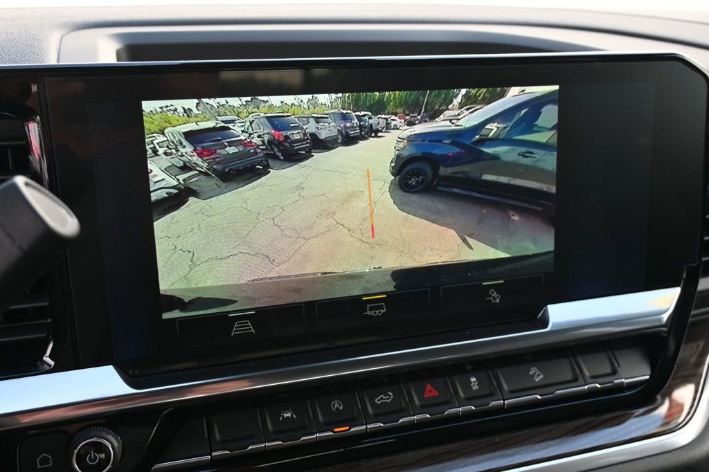 Used 2026 Chevrolet Silverado 1500 LT w/ Z71 Off-Road Package image 14