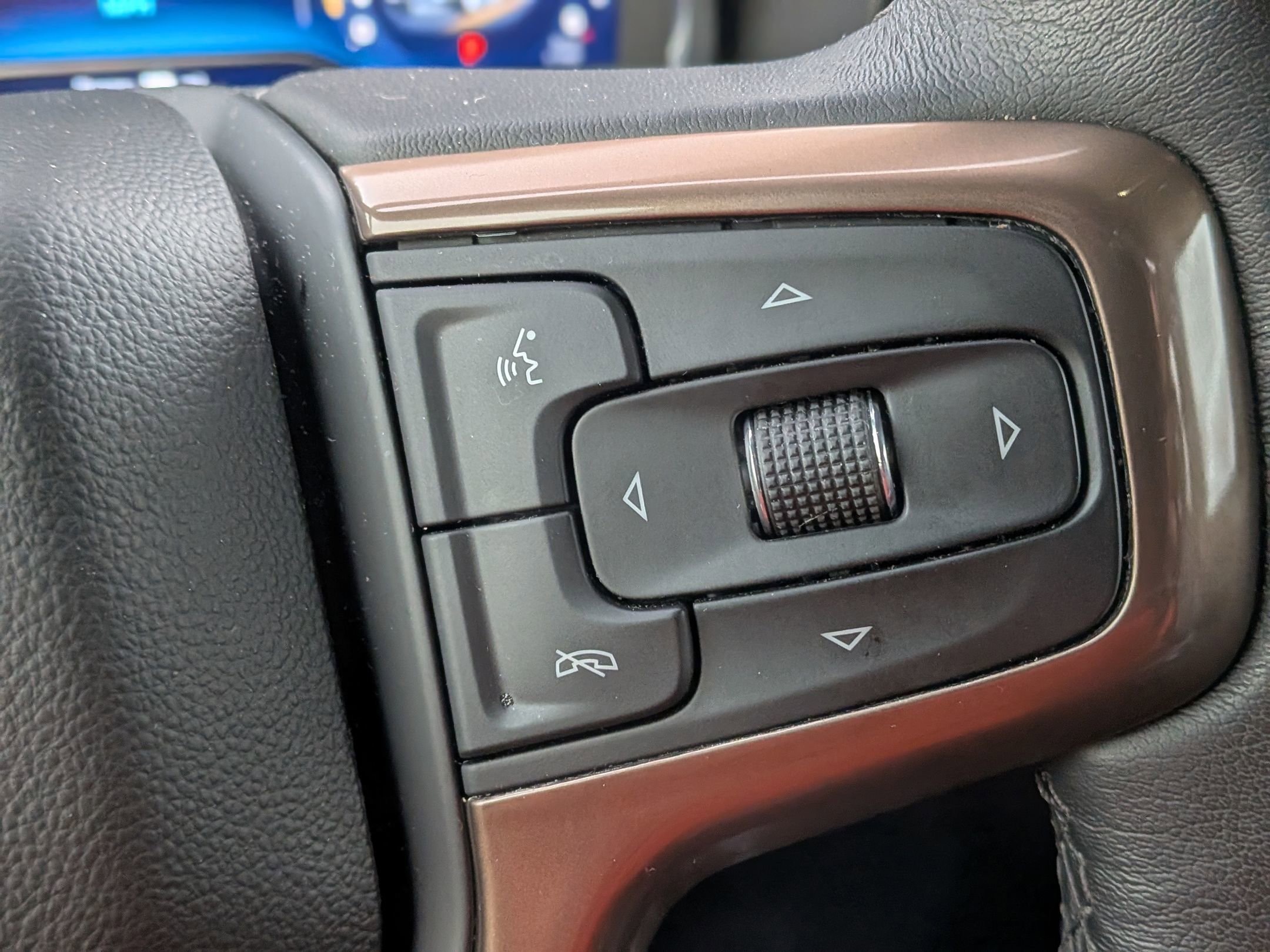 Used 2022 Chevrolet Tahoe High Country image 23