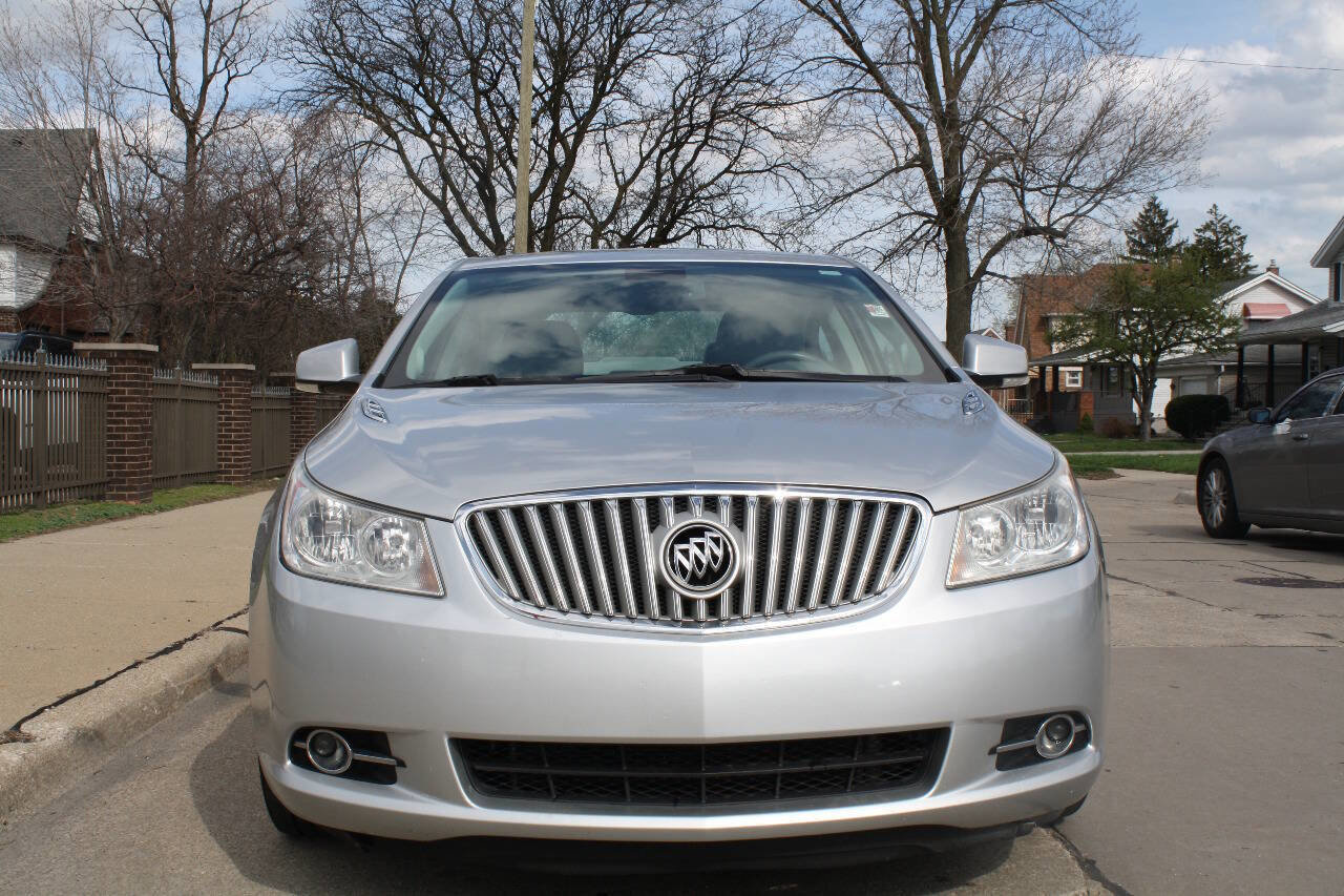 Used 2011 Buick LaCrosse CXL image 3