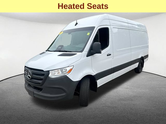 Used 2025 Mercedes-Benz Sprinter 2500 image 5