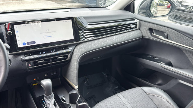 Used 2026 Toyota Camry XLE FWD image 15