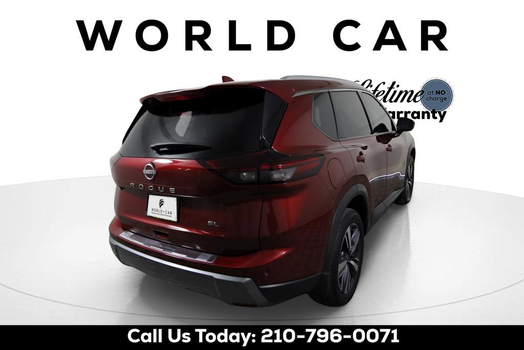 Used 2024 Nissan Rogue SL w/ SL Premium Package image 7