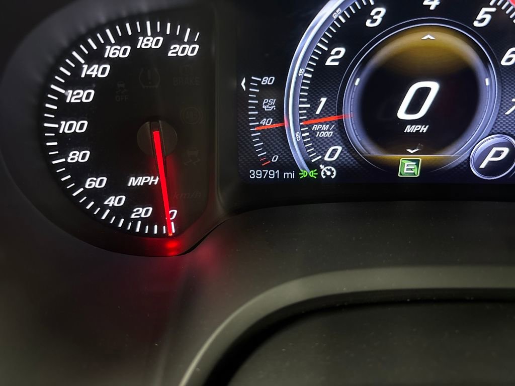 Used 2018 Chevrolet Corvette Stingray Convertible image 16