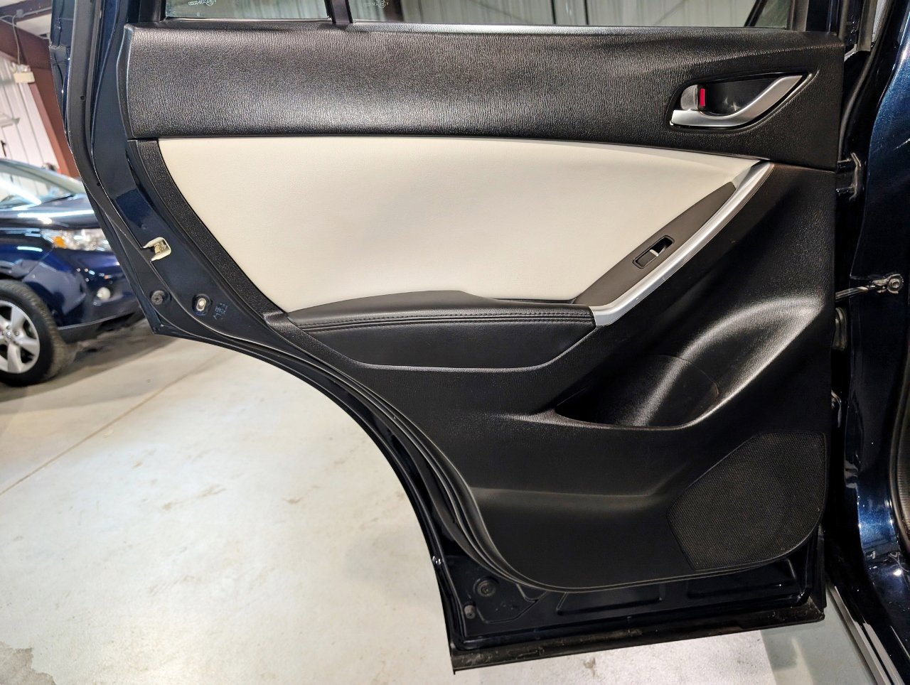 Used 2016 MAZDA CX-5 Grand Touring image 19