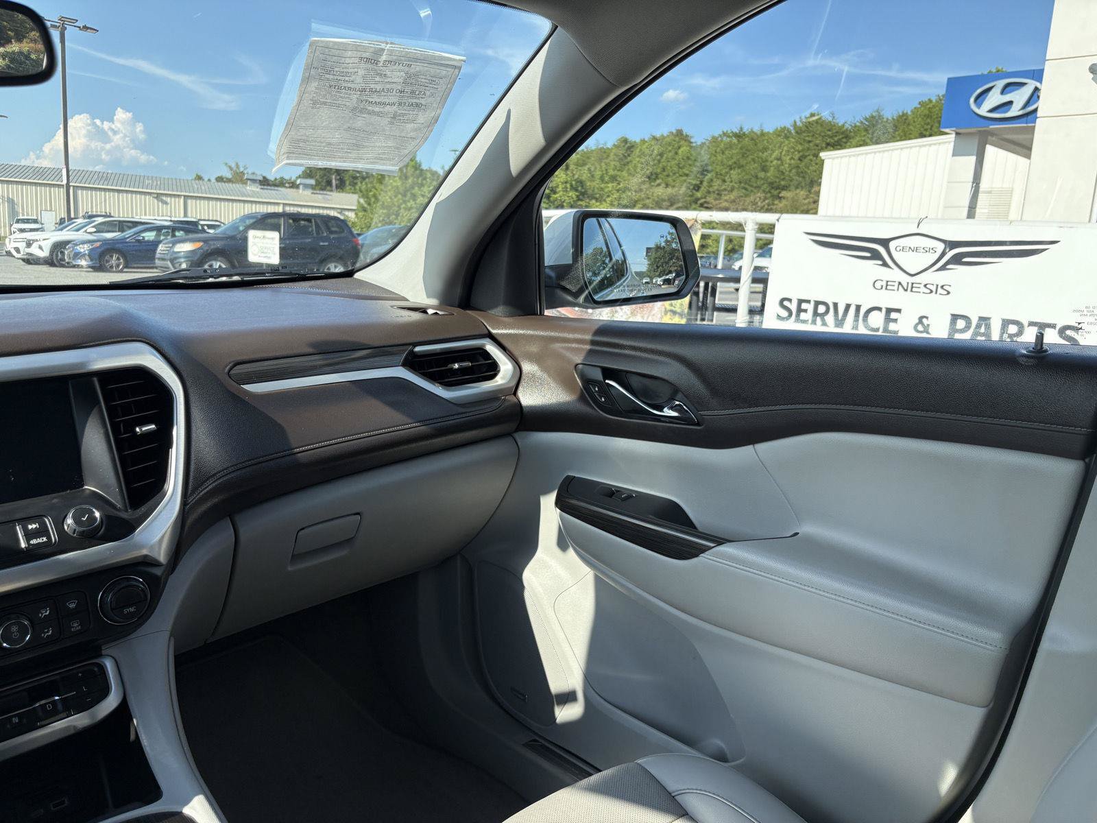 Used 2021 GMC Acadia SLT w/ Premium Package FWD image 32