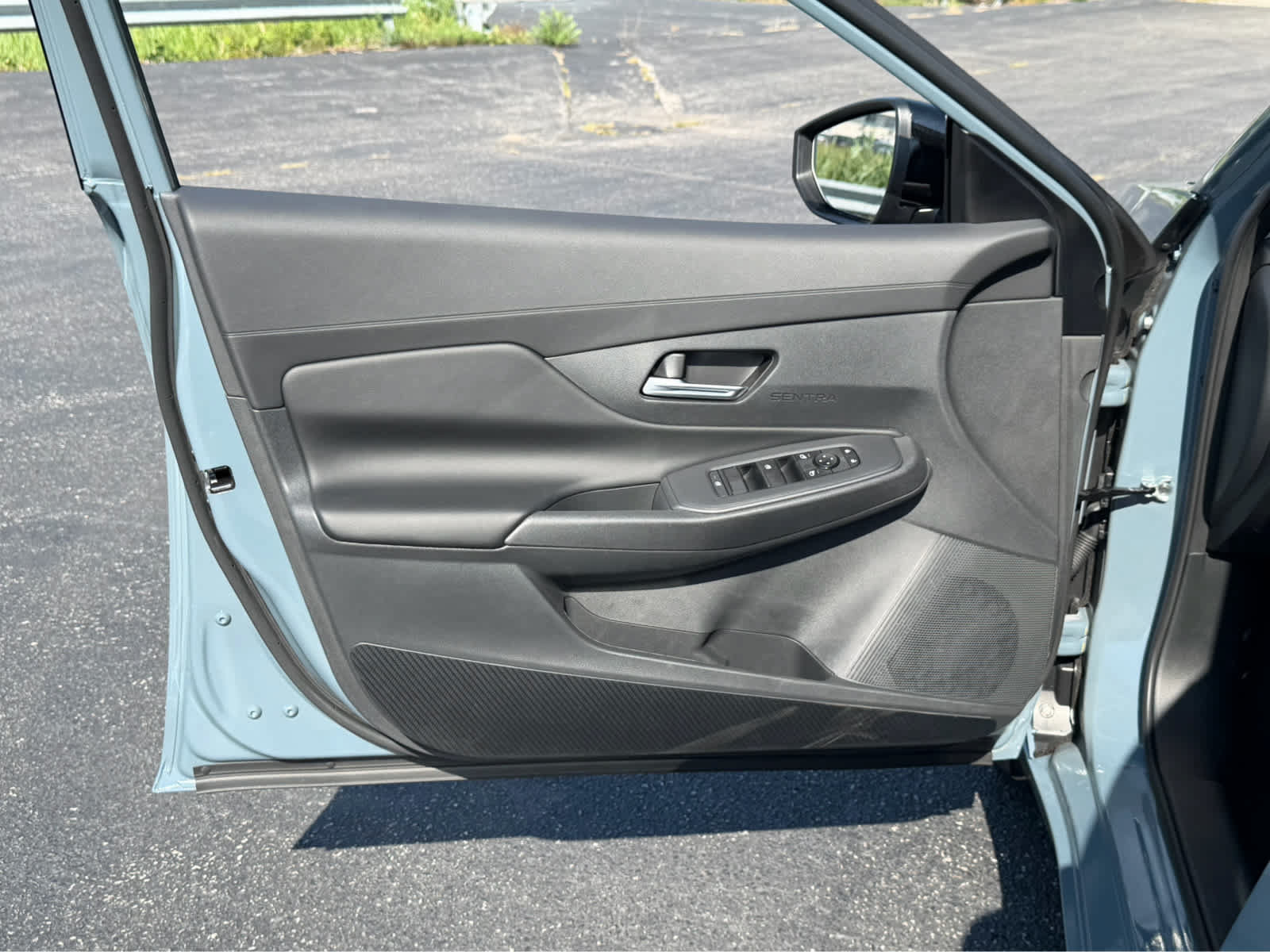 New 2027 Nissan Sentra SV w/ SV Convenience Package FWD image 19