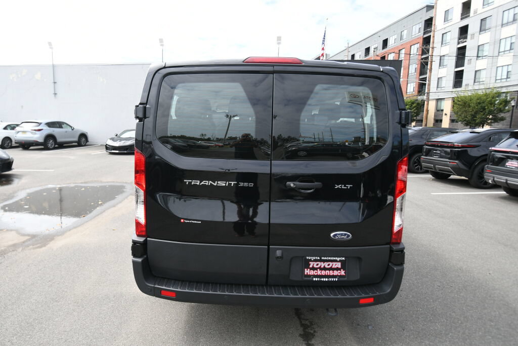 Used 2025 Ford Transit 350 XLT RWD image 7