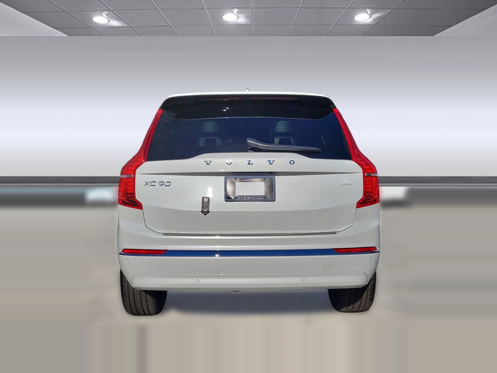 New 2024 Volvo XC90 T8 Plus w/ Protection Package Premier AWD/4WD image 8