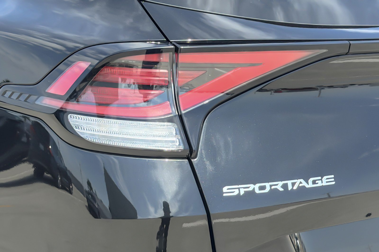 Used 2025 Kia Sportage SX Prestige AWD/4WD image 27