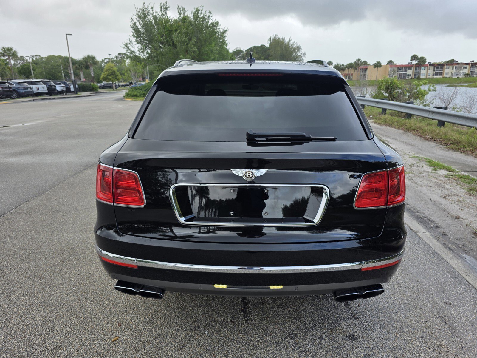 Used 2019 Bentley Bentayga image 6