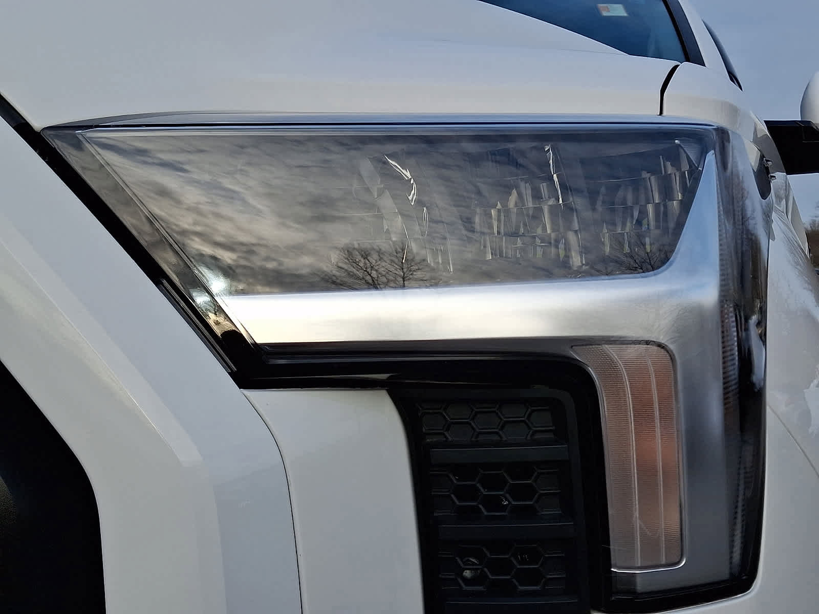 Used 2024 Toyota Tundra SR5 w/ SR5 Convenience Package image 10