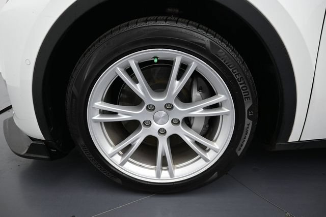 Used 2022 Tesla Model Y Long Range AWD/4WD image 9