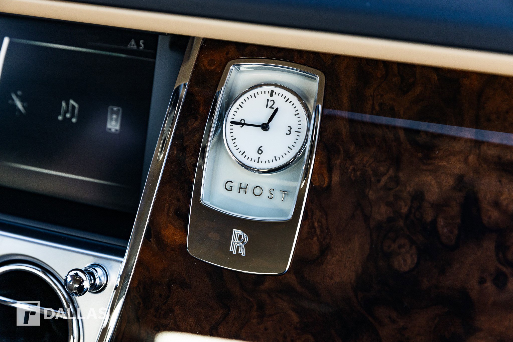 Used 2019 Rolls-Royce Ghost image 41