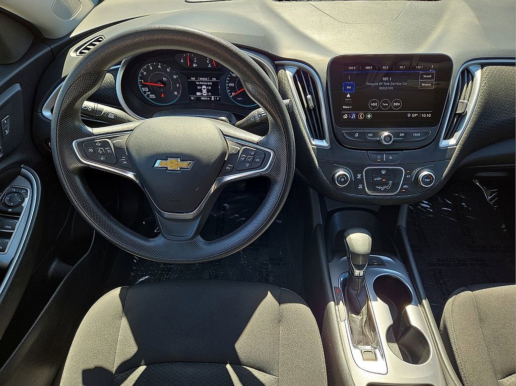 Used 2025 Chevrolet Malibu LS FWD image 17