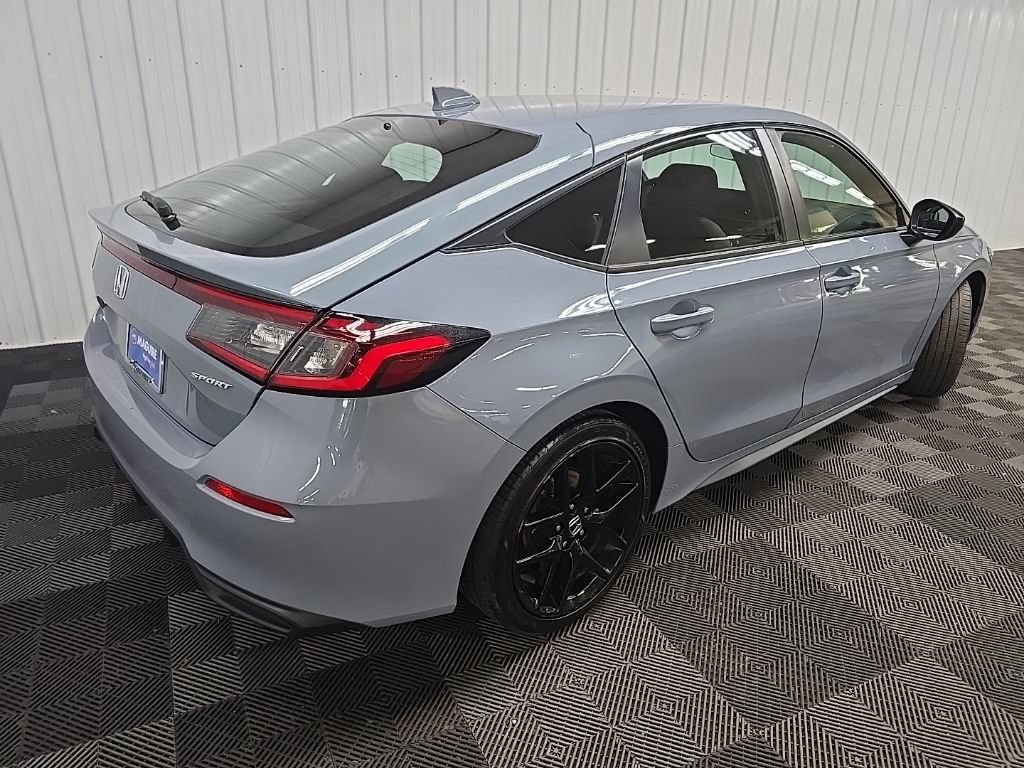 Used 2022 Honda Civic Sport image 12