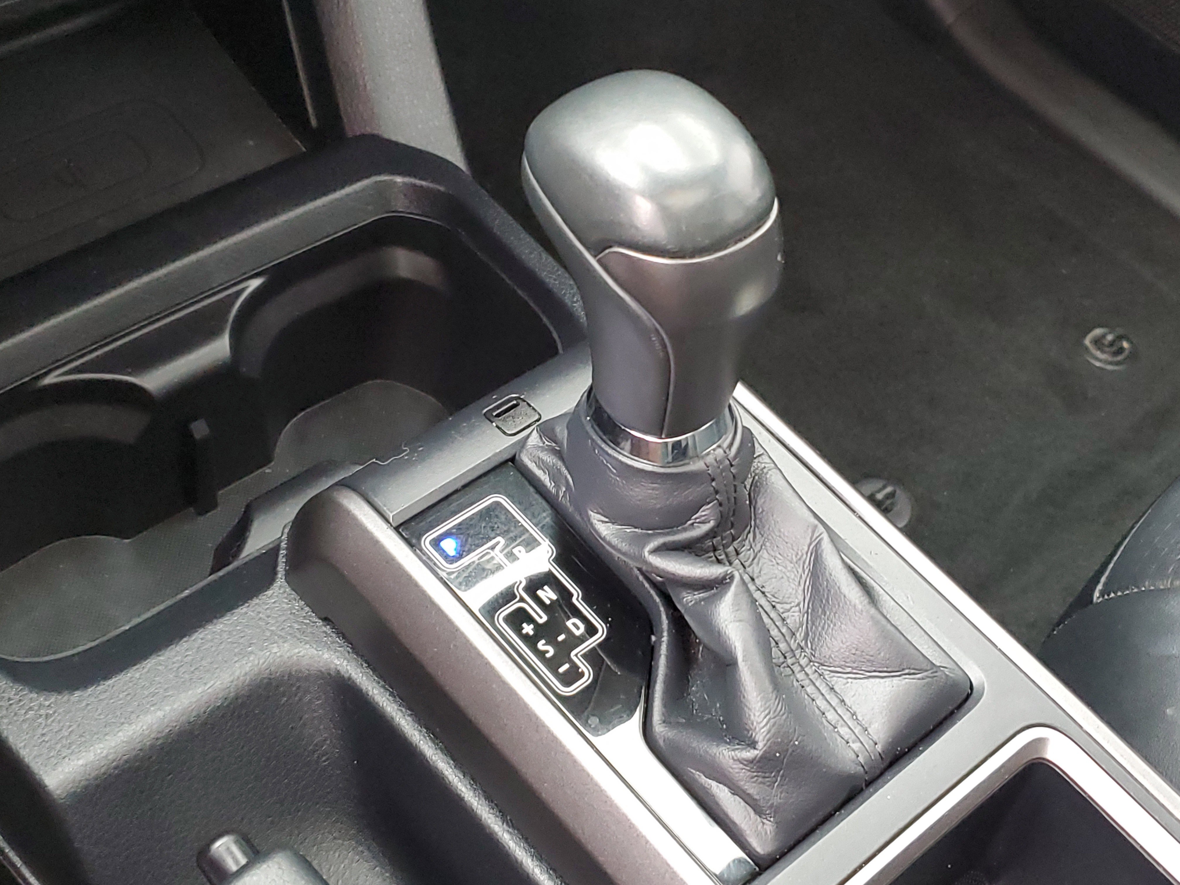 Used 2020 Toyota Tacoma TRD Off-Road image 21