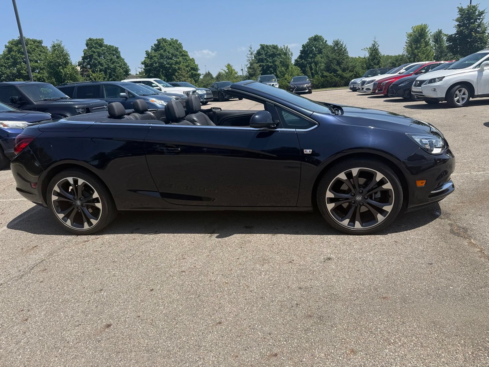 Used 2019 Buick Cascada Premium FWD image 4
