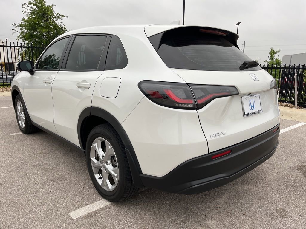 Used 2023 Honda HR-V LX image 6