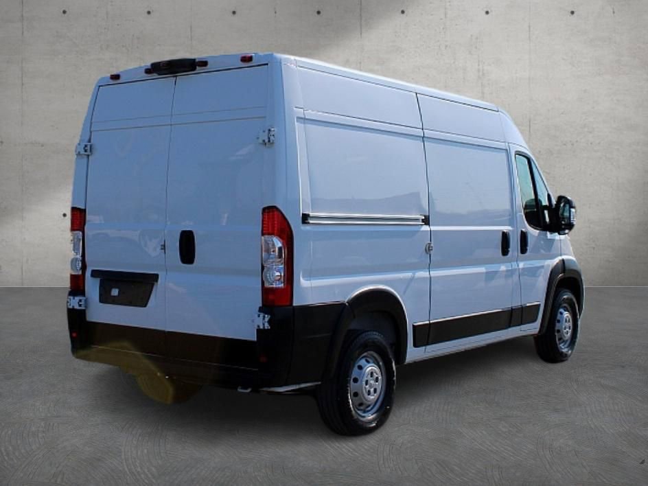 Used 2023 RAM ProMaster 2500 w/ Convenience Group image 5