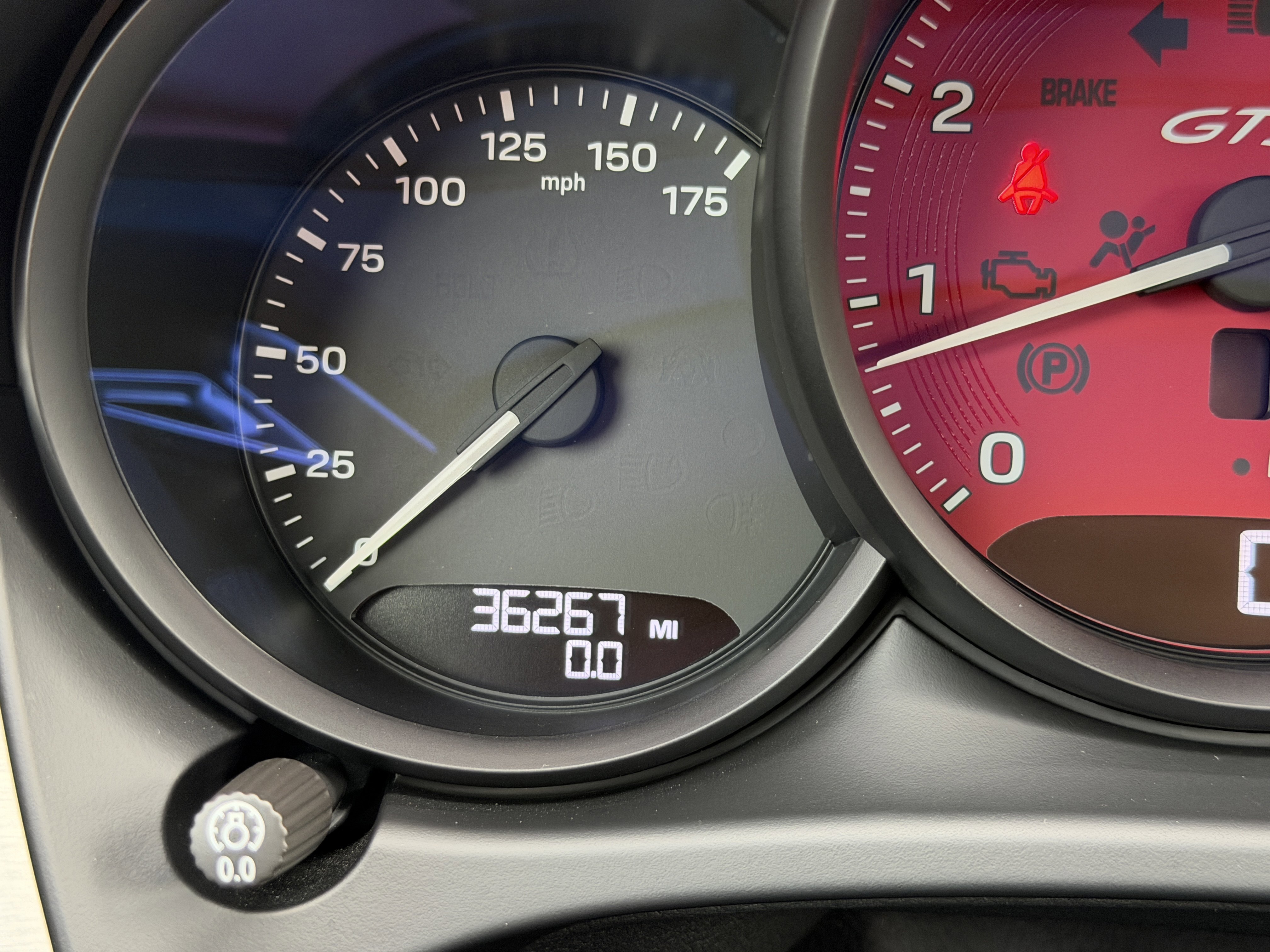 Certified 2022 Porsche Macan GTS image 34