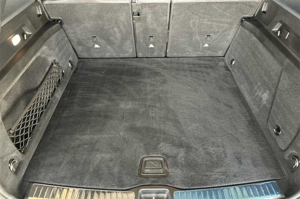 Used 2022 Mercedes-Benz GLE 350 4MATIC w/ AMG Line Exterior image 18