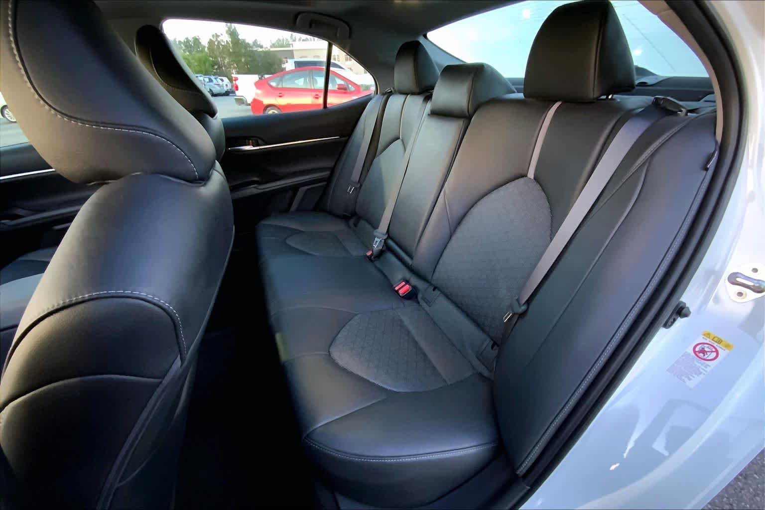 Used 2019 Toyota Camry XSE FWD image 20