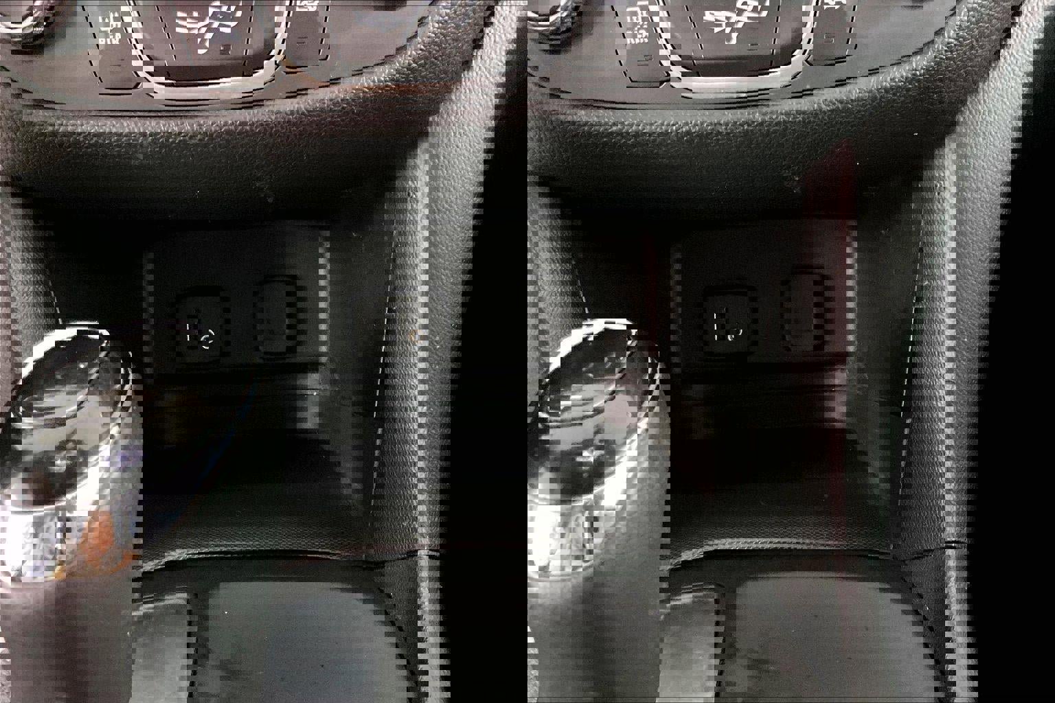 Used 2018 Chevrolet Equinox LT image 16