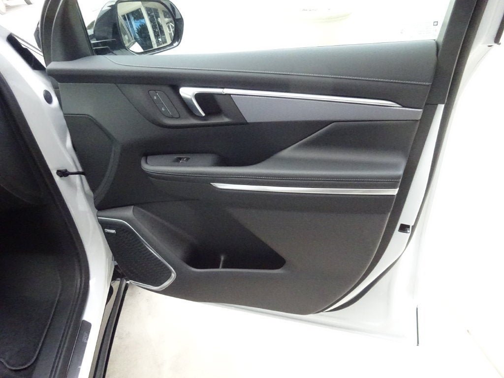 New 2026 Buick Enclave Sport Touring w/ Power Package FWD image 28