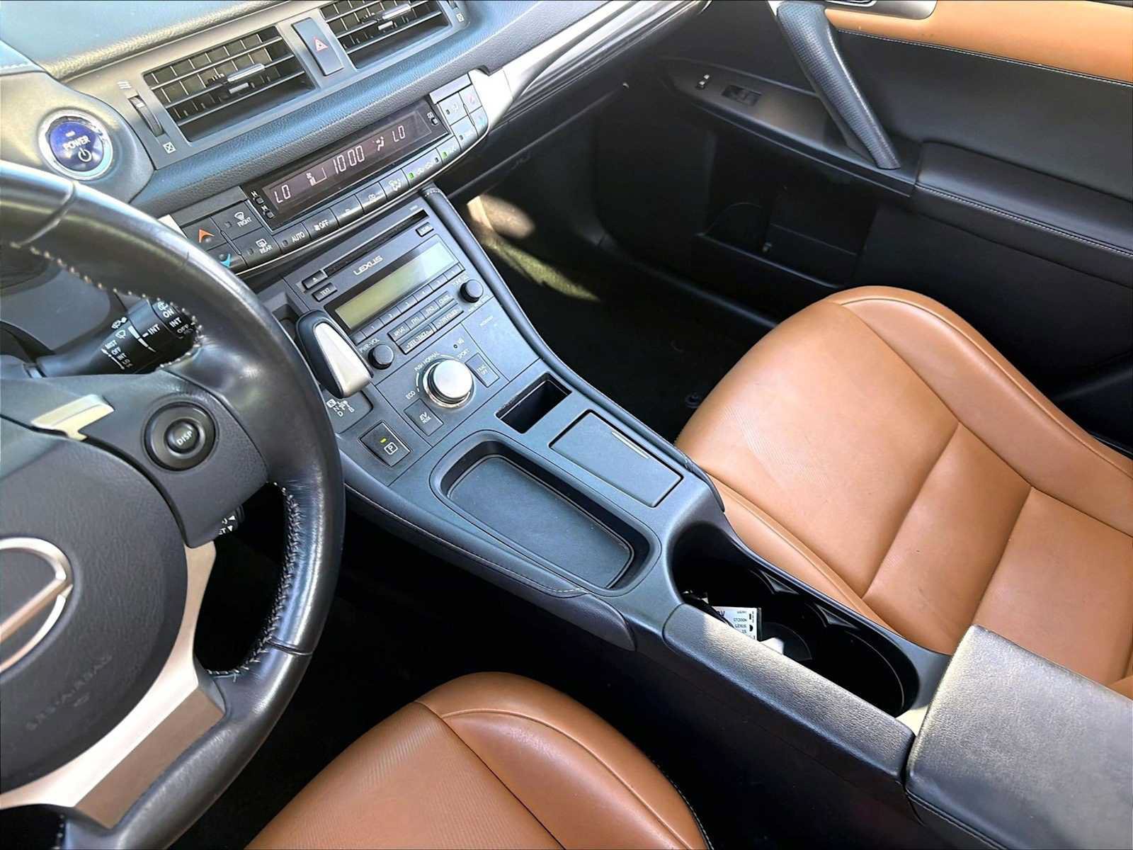 Used 2015 Lexus CT 200h FWD image 20