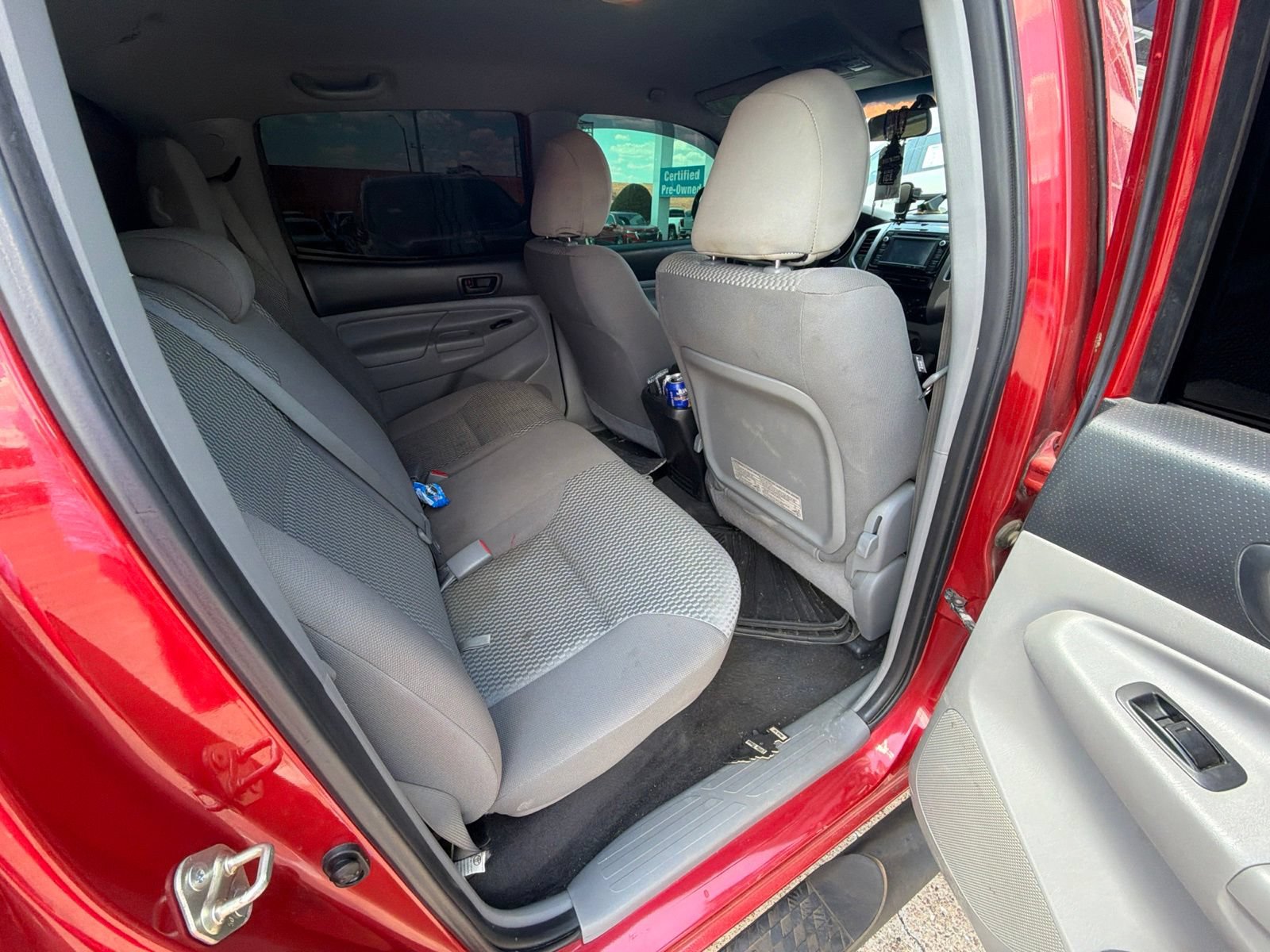Used 2015 Toyota Tacoma 4x4 Double Cab w/ SR5 Package image 17