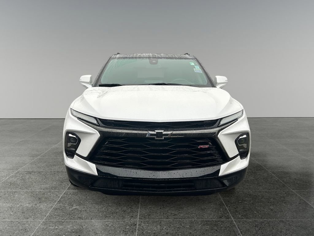 Used 2023 Chevrolet Blazer RS FWD video 2