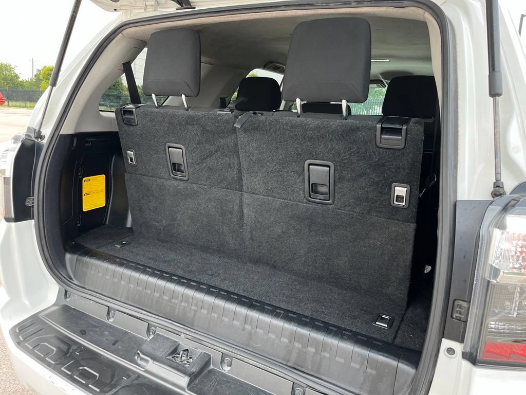 Used 2021 Toyota 4Runner SR5 RWD image 8