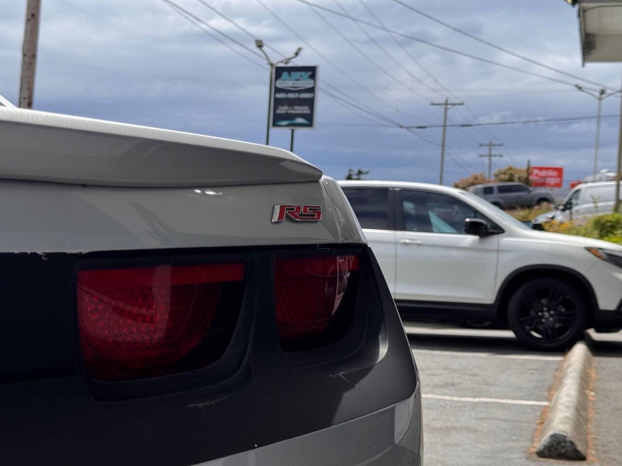 Used 2010 Chevrolet Camaro LT w/ RS Package RWD image 5
