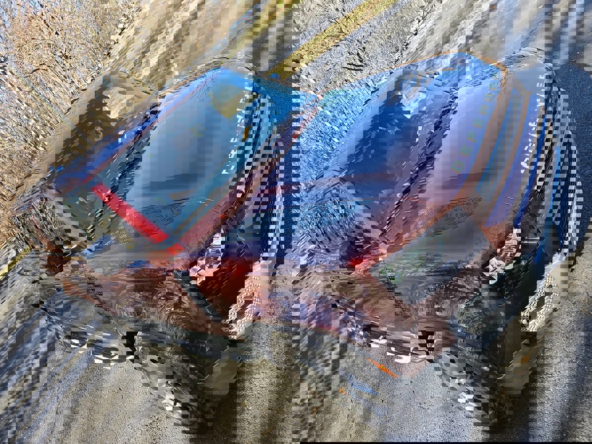 Used 2023 Land Rover Defender 130 S image 82