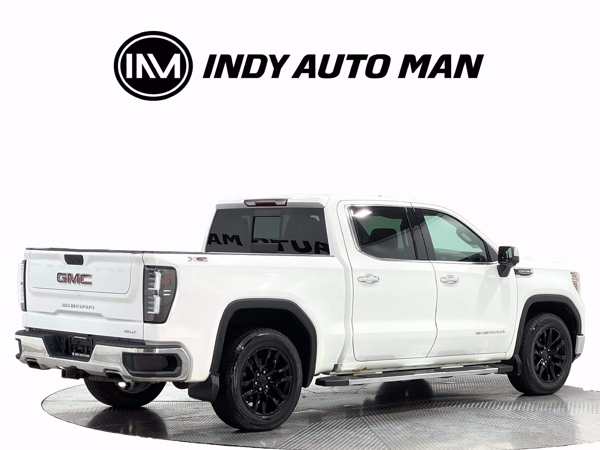 Used 2019 GMC Sierra 1500 SLT w/ SLT Premium Plus Package AWD/4WD image 4